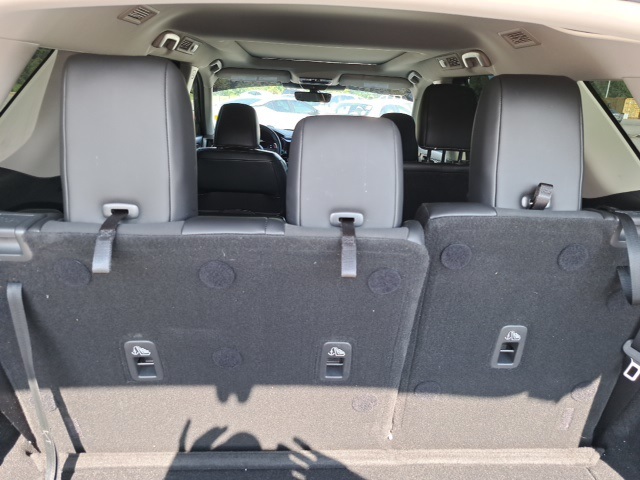 2024 Nissan Pathfinder Platinum photo 7