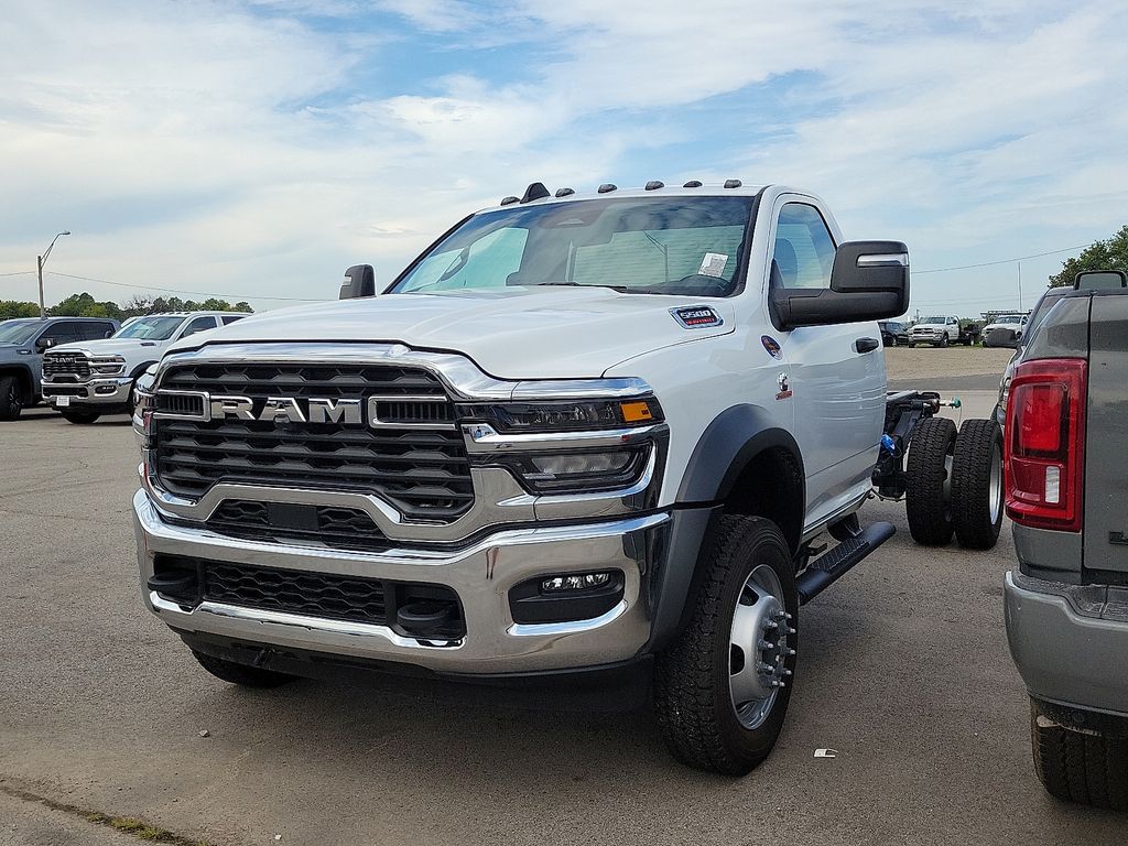 2025 Ram 5500 photo 2