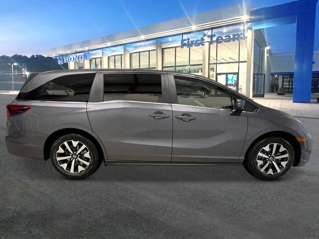 2026 Honda Odyssey EX-L photo 6