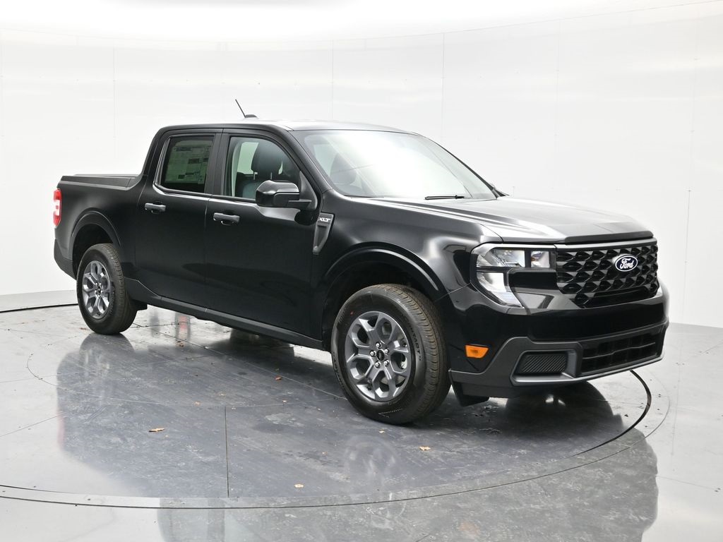 2025 Ford Maverick XLT's photo