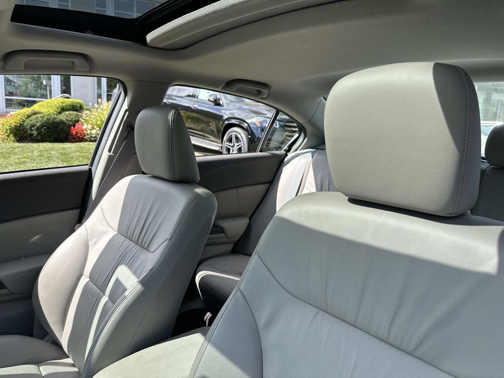 2012 Honda Civic EX-L photo 37