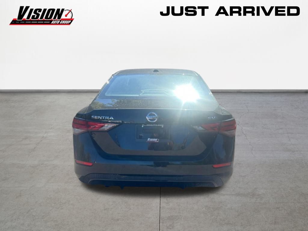 2023 Nissan Sentra SV photo 2