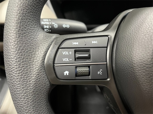 2026 Honda HR-V LX photo 16