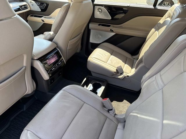 2022 Lincoln Aviator Reserve photo 11