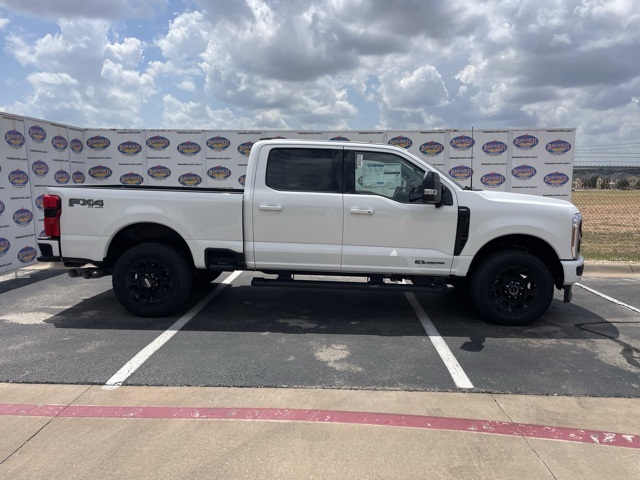 2025 Ford F-250 Super Duty Lariat's photo