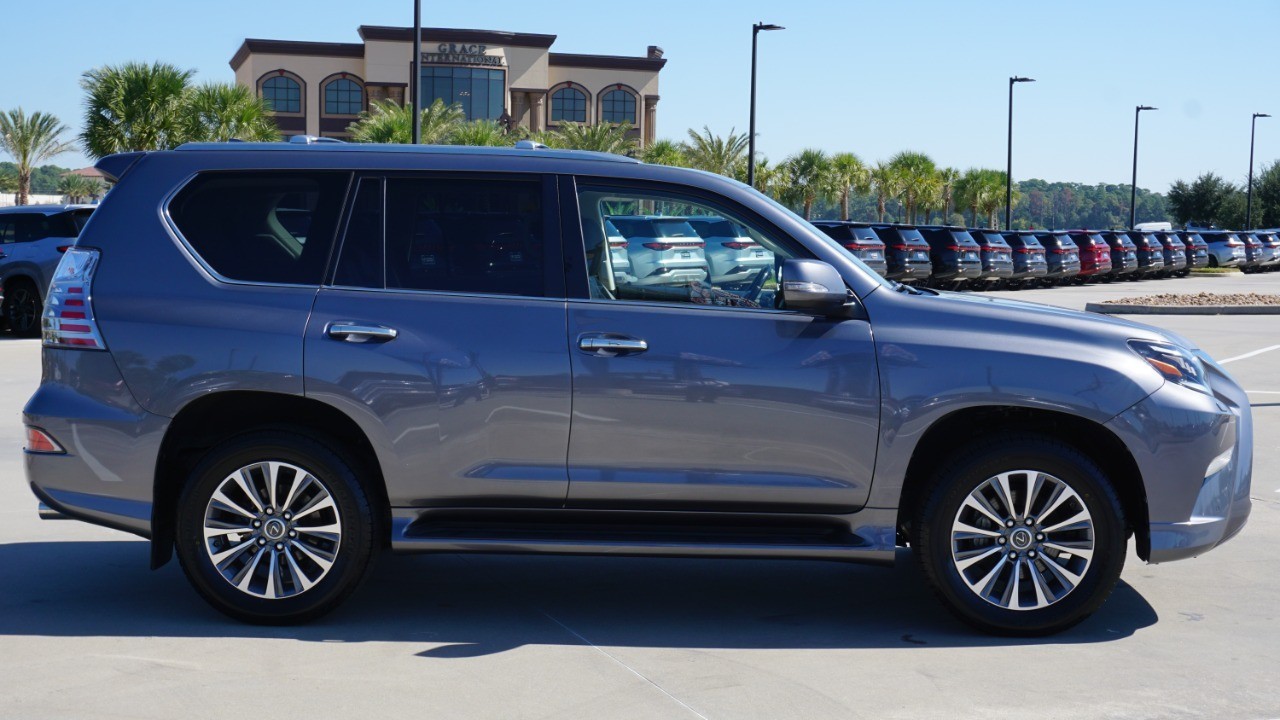 2022 Lexus GX 460 Luxury photo 4