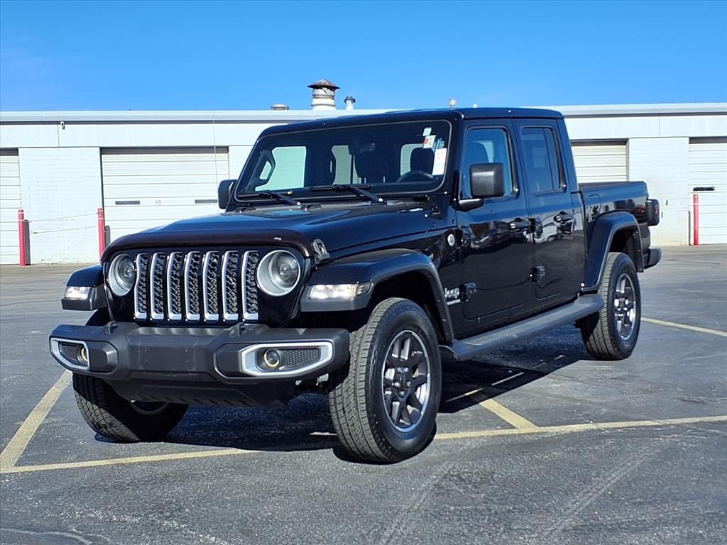 Used 2020 Jeep Gladiator Overland with VIN 1C6HJTFG6LL149030 for sale in Kansas City