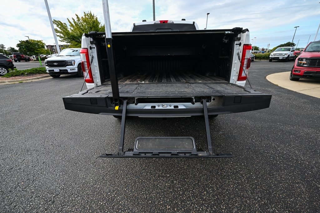 2021 Ford F-150 Platinum photo 15