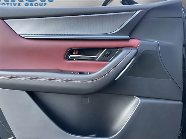 2025 Mazda CX-70 Premium Plus photo 10