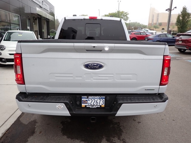 2021 Ford F-150 XLT photo 3