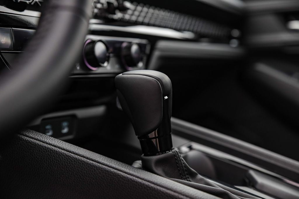 2025 Honda Accord Hybrid Sport-L photo 25