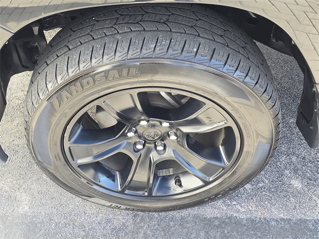 2021 Ram 1500 Big Horn Lone Star photo 4