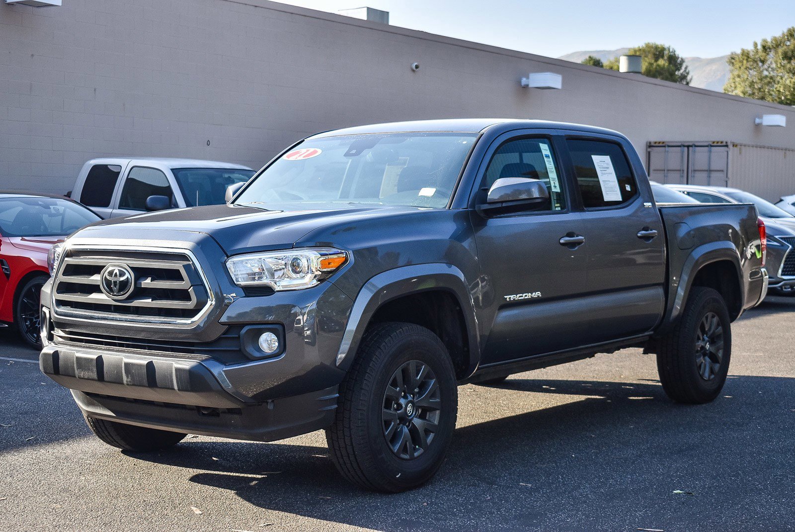 2021 Toyota Tacoma SR5 photo 3