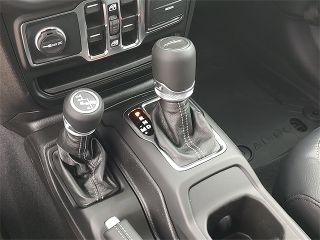 2025 Jeep Gladiator Texas Trail photo 16