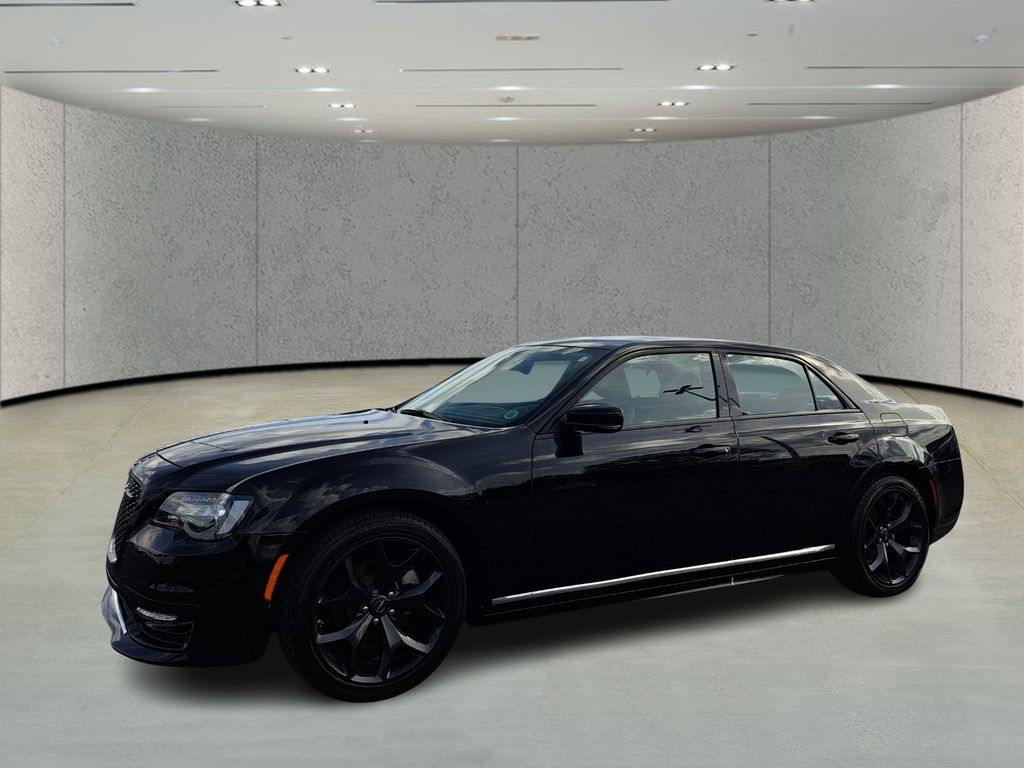 2022 Chrysler 300 Touring L's photo