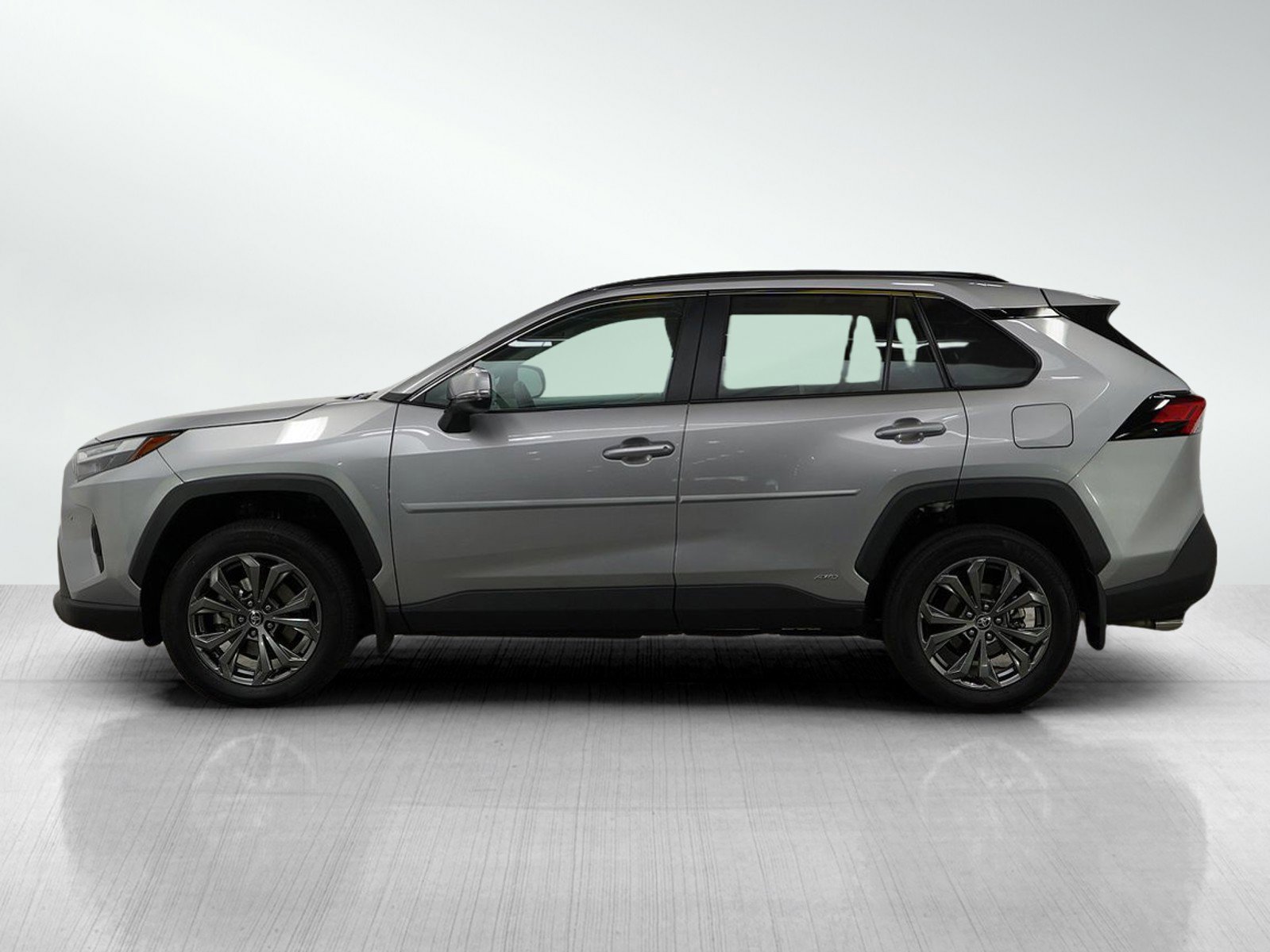 Used 2024 Toyota RAV4 XLE Premium with VIN 4T3B6RFV1RU160850 for sale in Bloomington, Minnesota