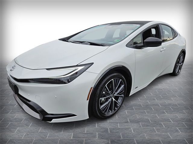 2024 Toyota Prius Limited photo 2