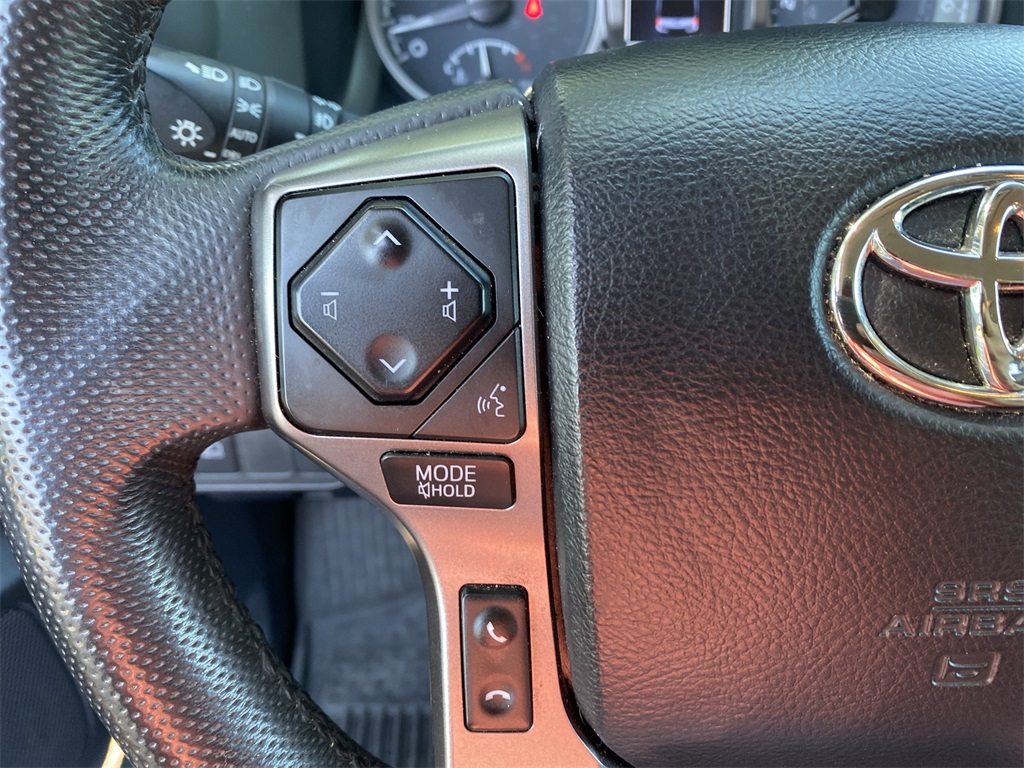 2023 Toyota Tacoma SR5 photo 19