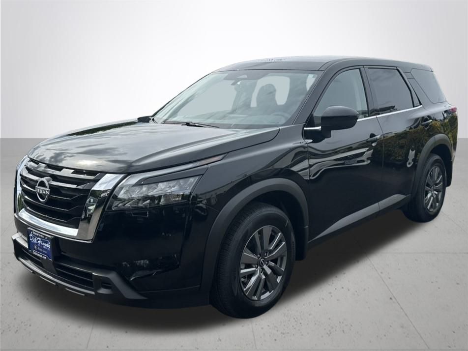 2025 Nissan Pathfinder S photo 2