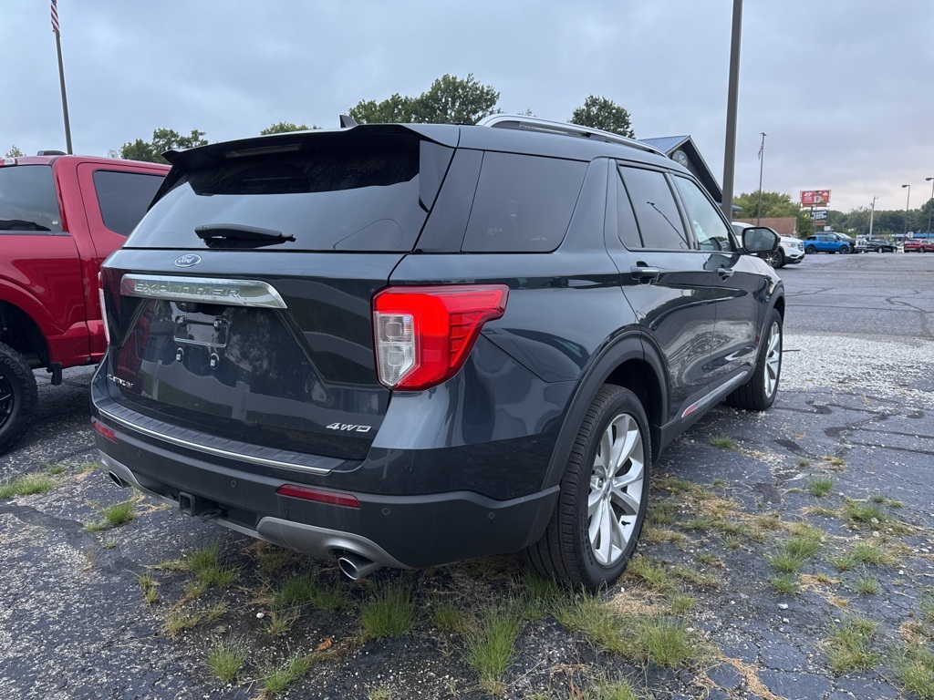 2022 Ford Explorer Hybrid Platinum photo 2