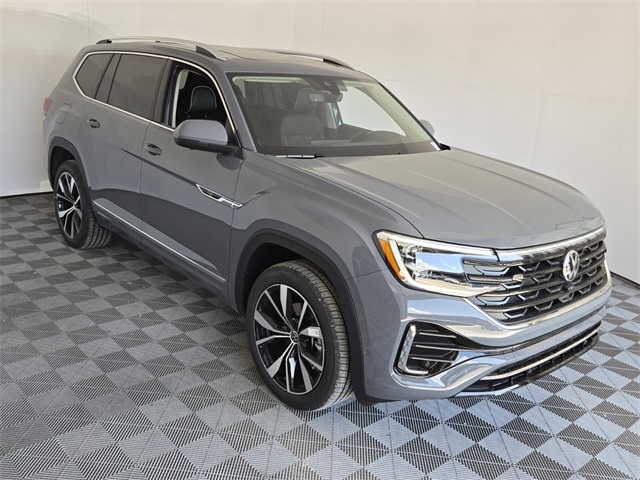 2025 Volkswagen Atlas SEL Premium R-Line photo 2
