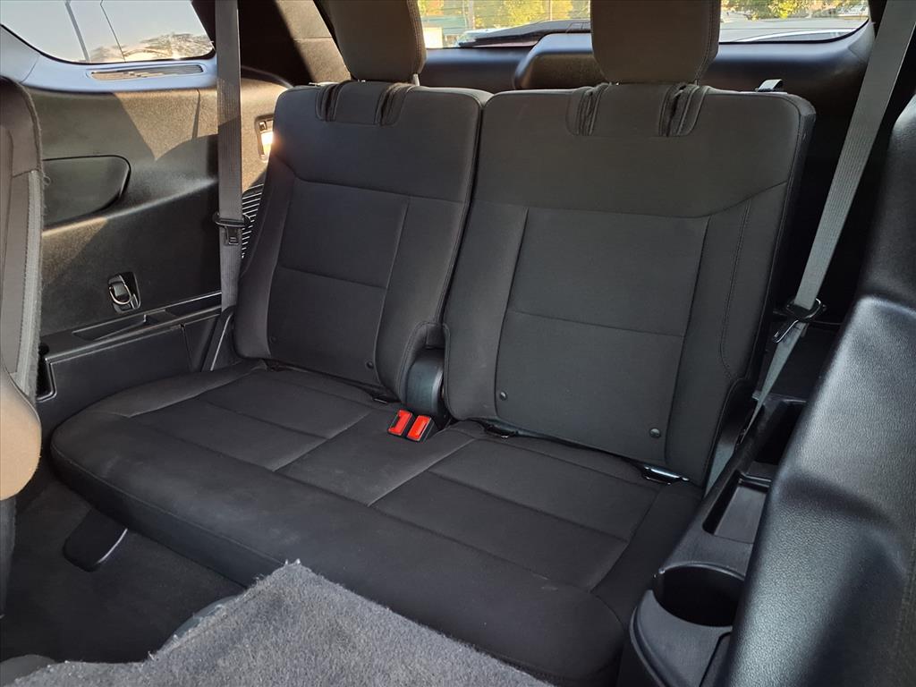 2020 Ford Explorer XLT photo 7