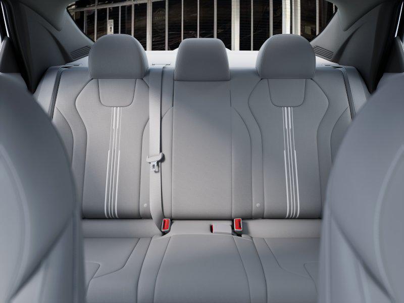 2025 Hyundai Elantra SEL Sport photo 11
