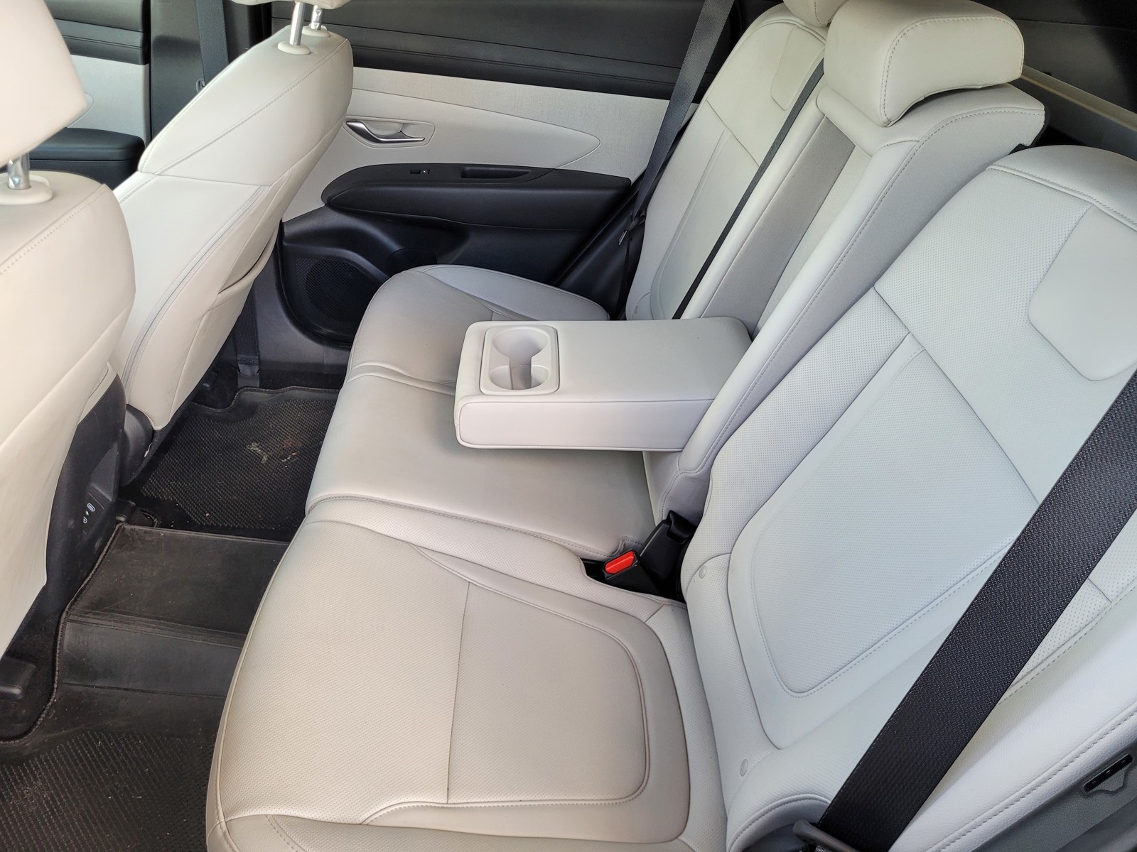 2025 Hyundai Tucson SEL Convenience photo 9
