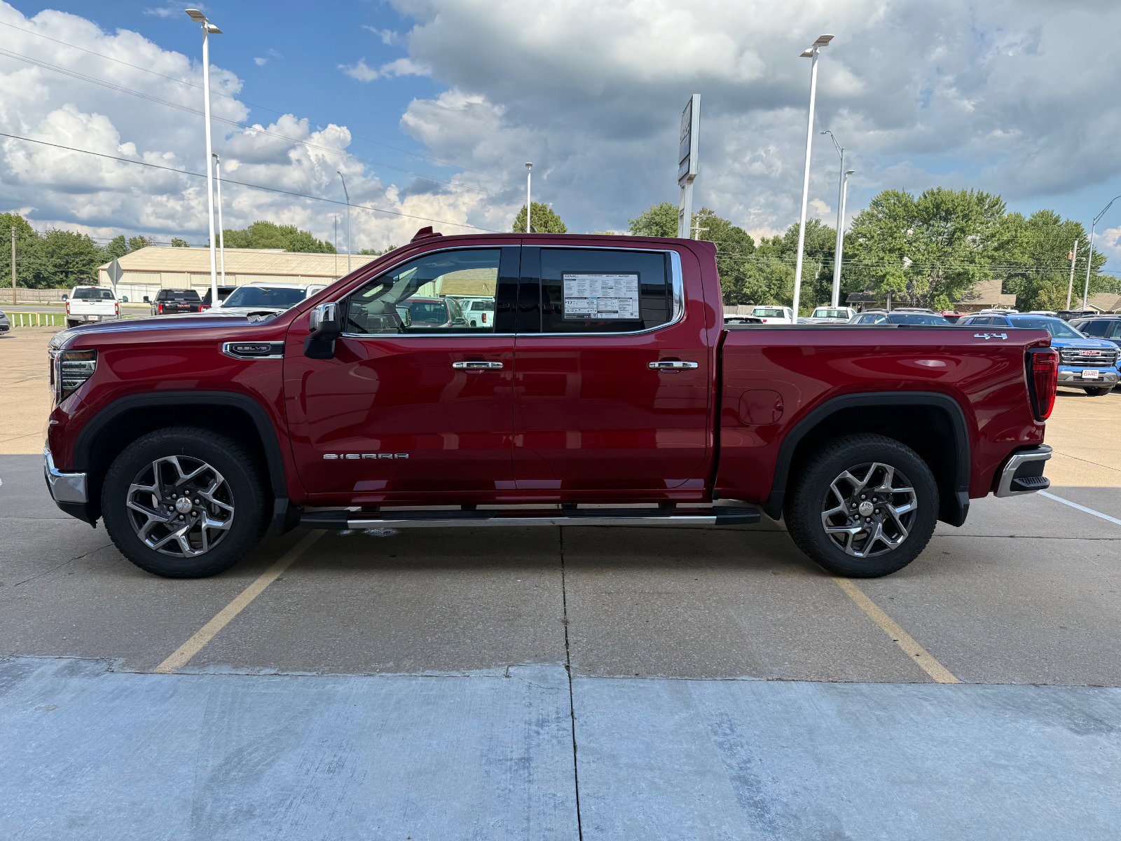 2025 Gmc Sierra 1500 SLT photo 6