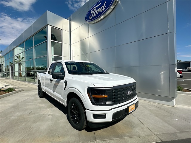 2025 Ford F-150 STX's photo