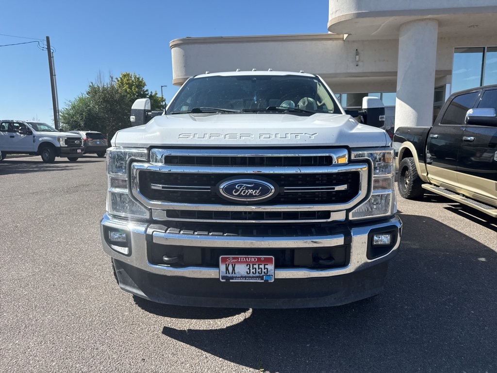 2022 Ford F-350 Lariat photo 2