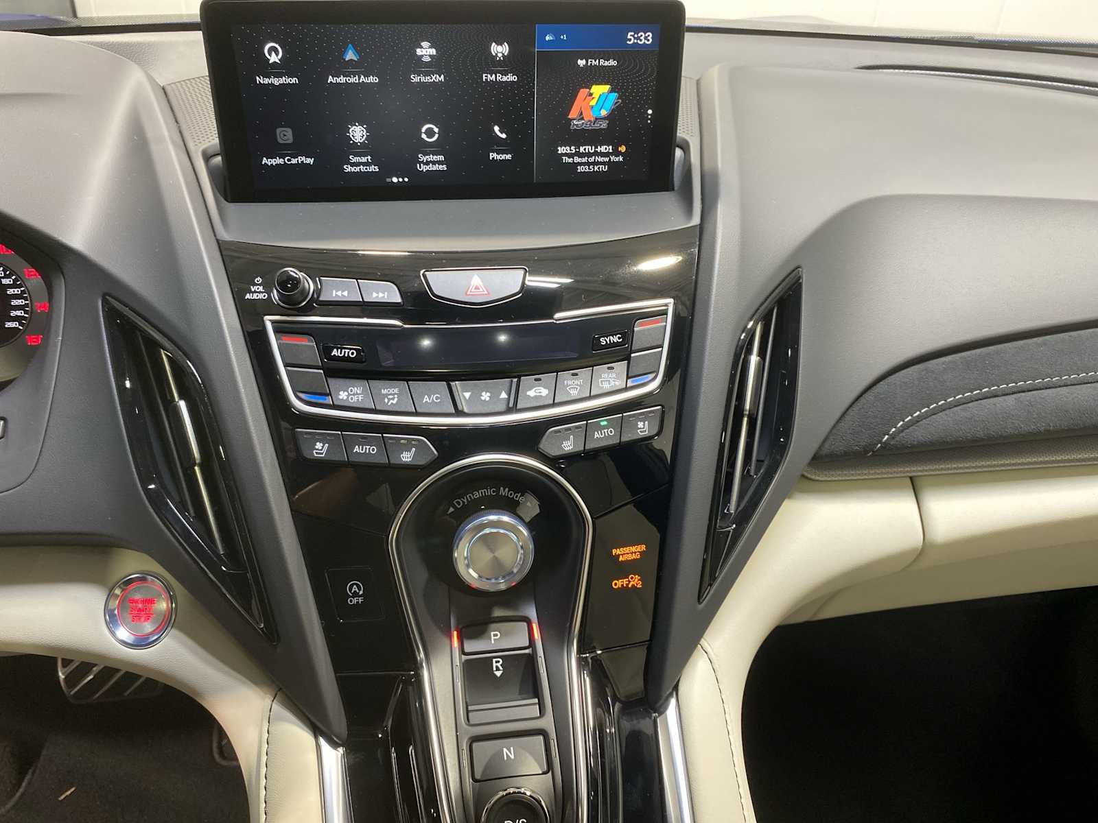 2025 Acura RDX A-Spec Advance photo 16