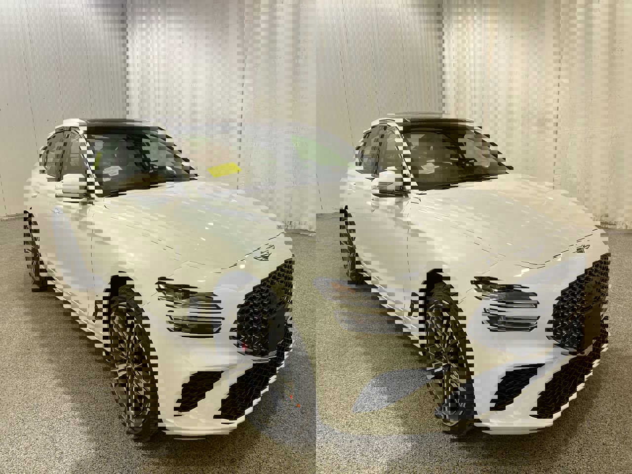 New 2025 Uyuni White Genesis 2.5T image 1