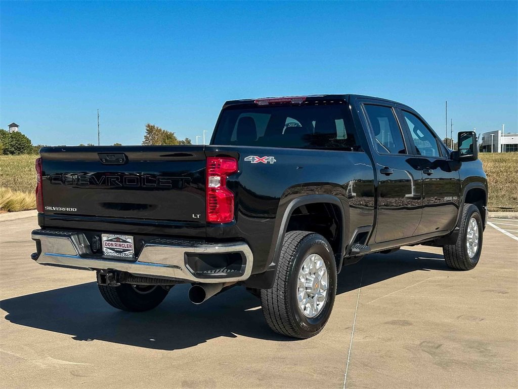 2024 Chevrolet Silverado 2500HD LT photo 3
