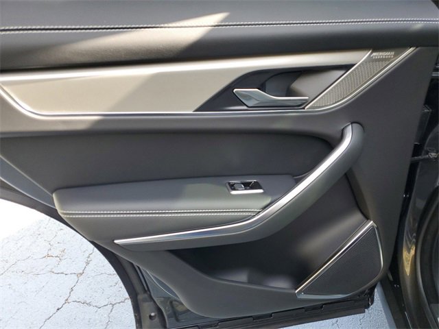 2025 Jaguar F-PACE R-Dynamic S photo 16