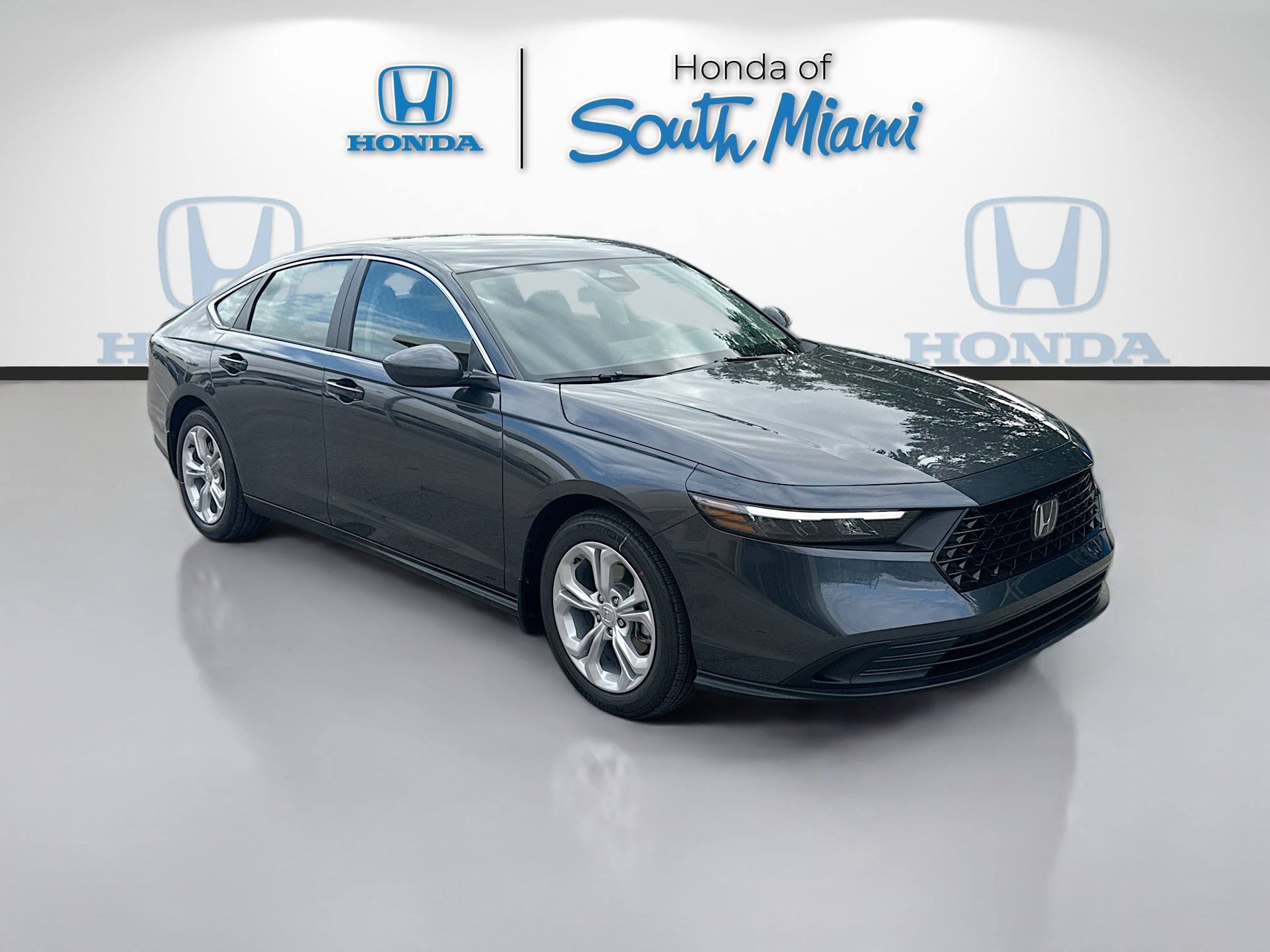 2025 Honda Accord LX's photo