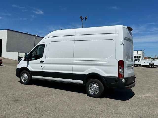 2024 Ford Transit photo 6