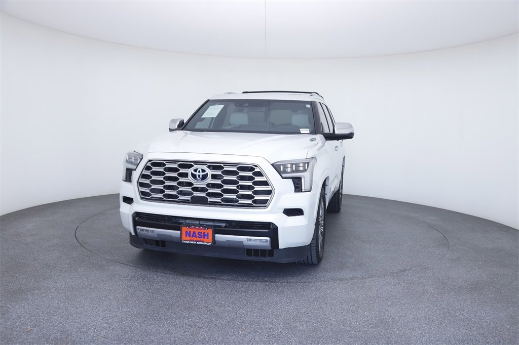 2024 Toyota RAV4 LE photo 13