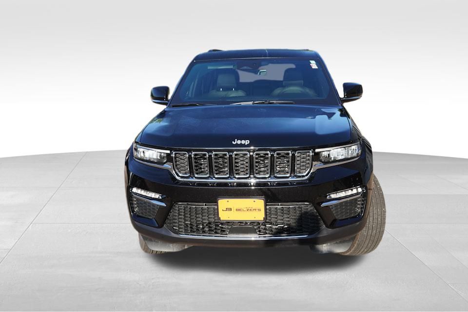 2025 Jeep Grand Cherokee Limited photo 8