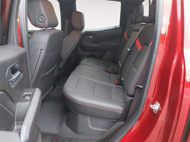2024 Chevrolet Colorado Z71 photo 13