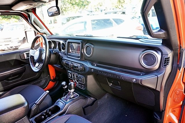 Used 2018 Orange Jeep Unlimited Rubicon image 14