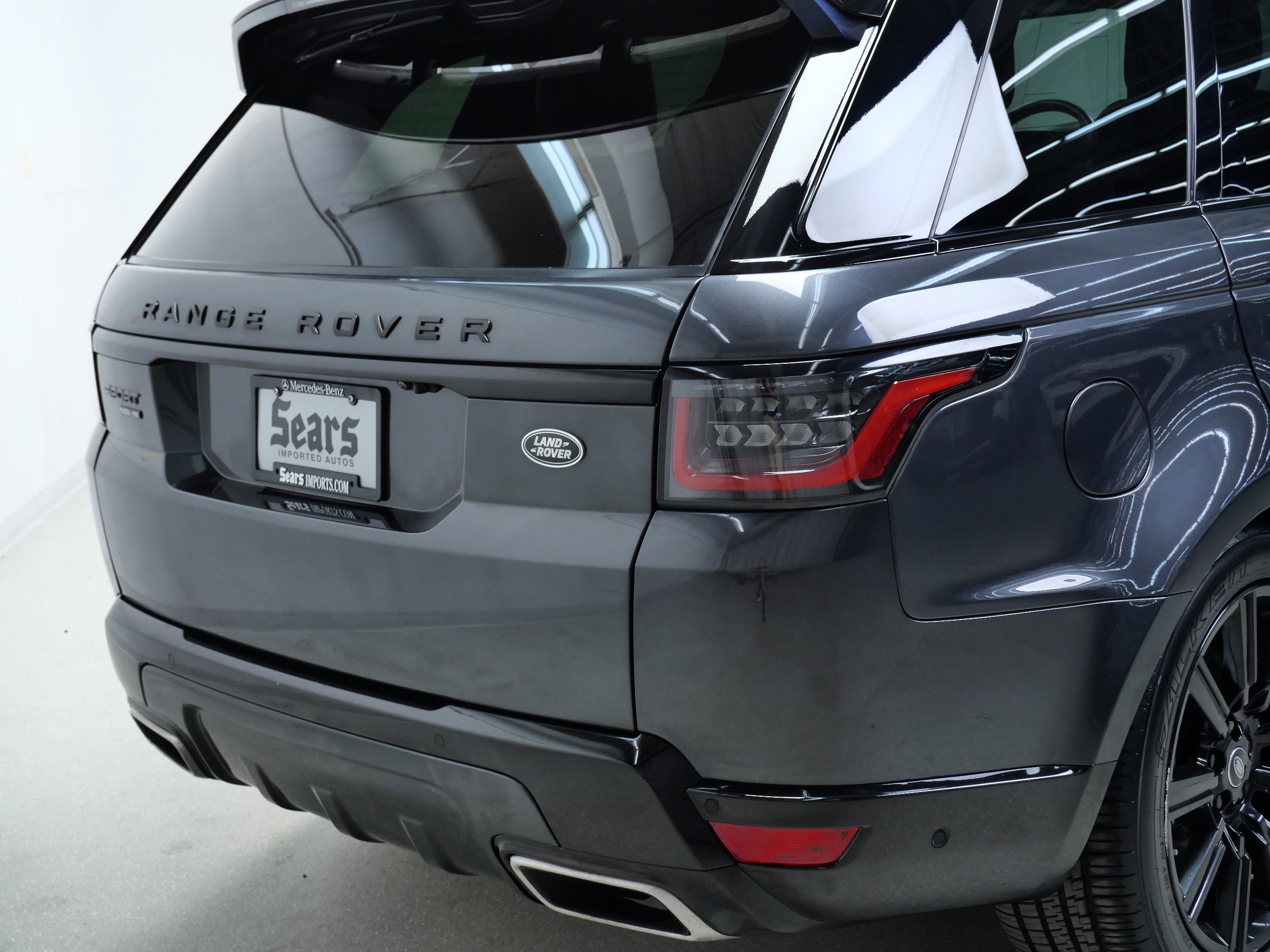 2021 Land Rover Range Rover Sport HSE Silver Edition photo 4