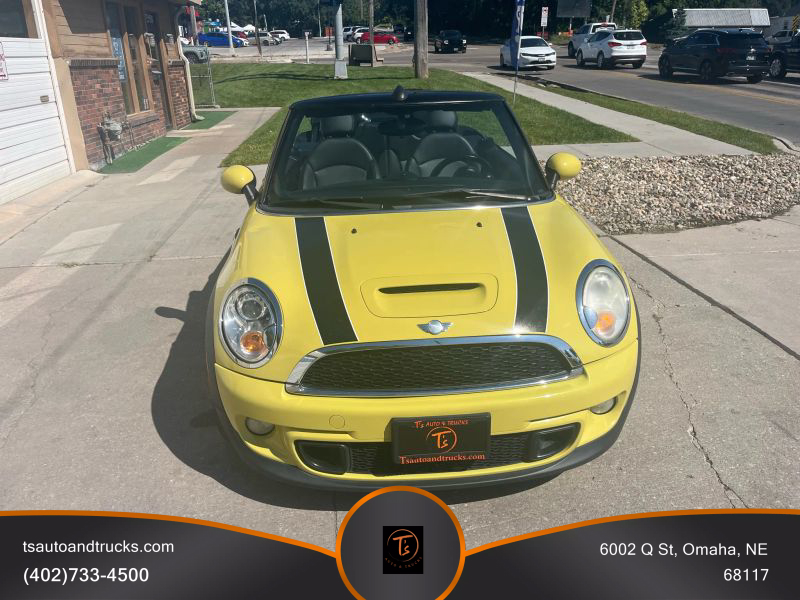 2011 Mini Cooper Convertible S photo 15