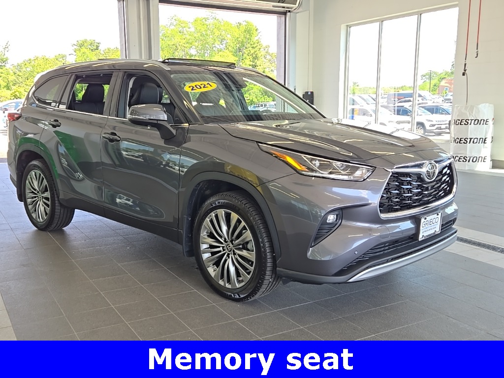 2021 Toyota Highlander Platinum photo 4