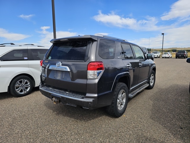 2011 Toyota 4Runner SR5 photo 2