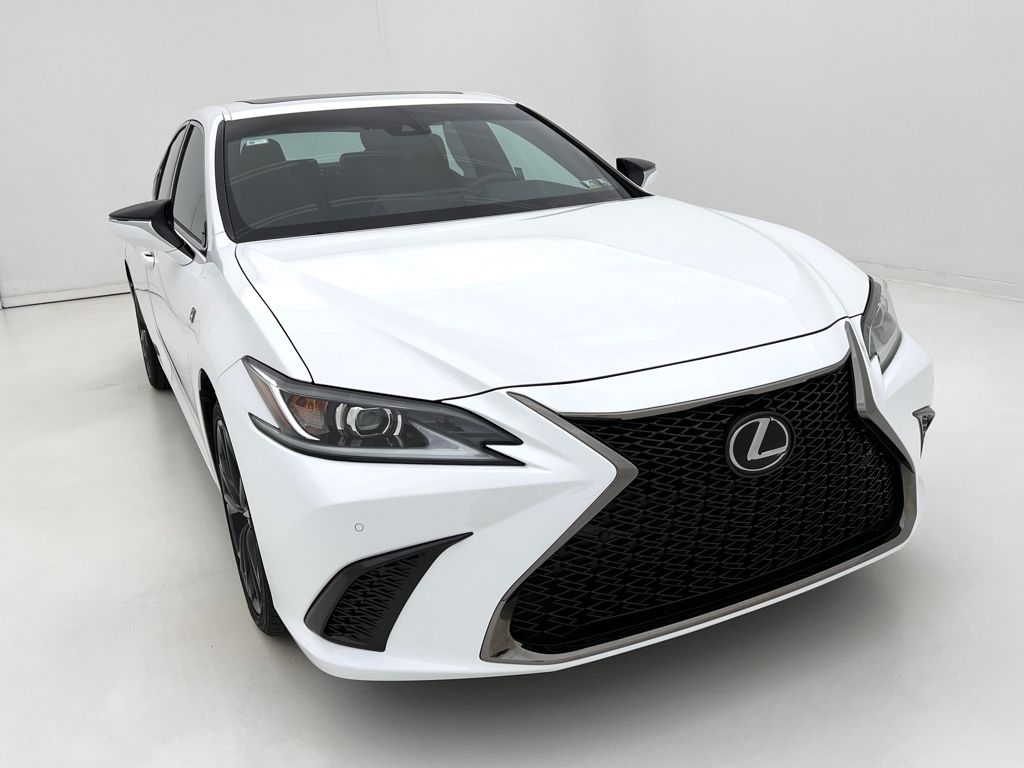 2022 Lexus ES 350 F SPORT photo 4