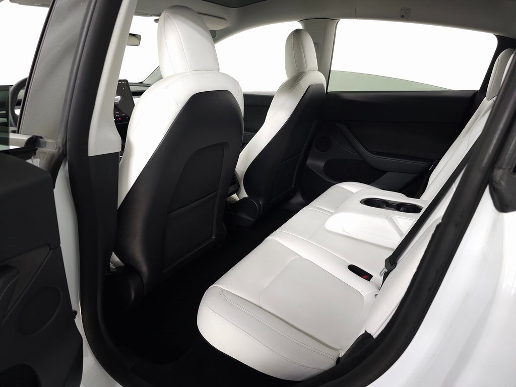 2023 Tesla Model Y Performance photo 29