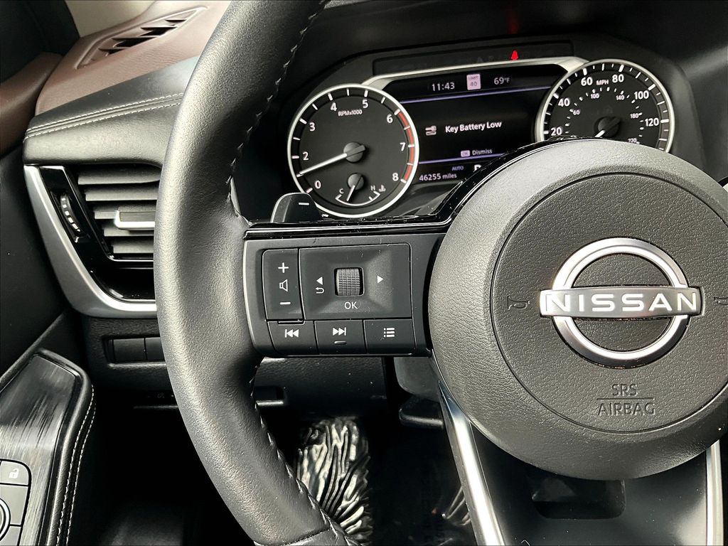 2023 Nissan Rogue SL photo 19