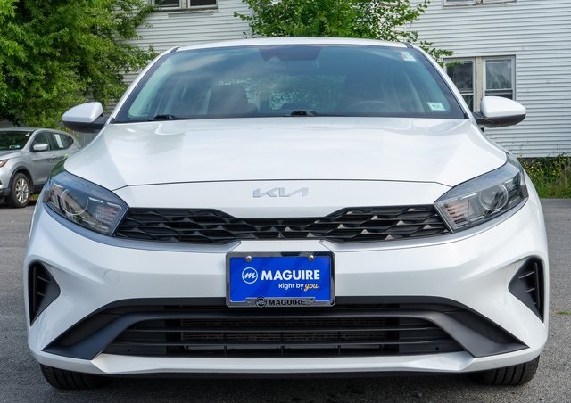 2022 Kia Forte LXS photo 3
