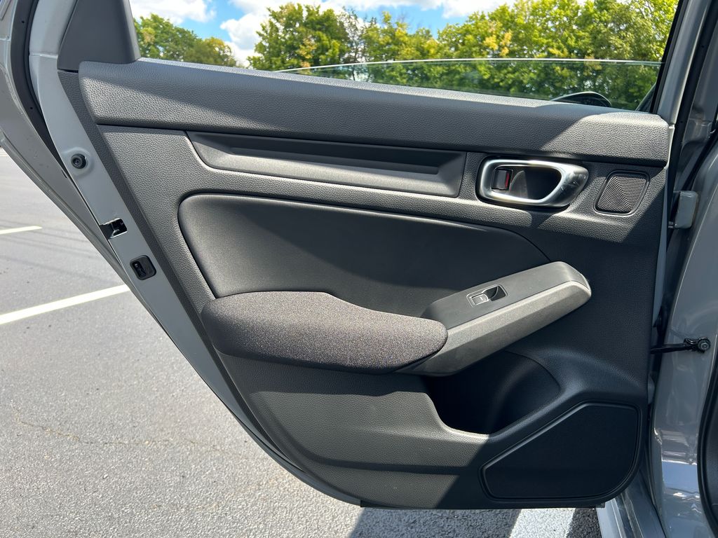 2026 Honda Civic Sport photo 17